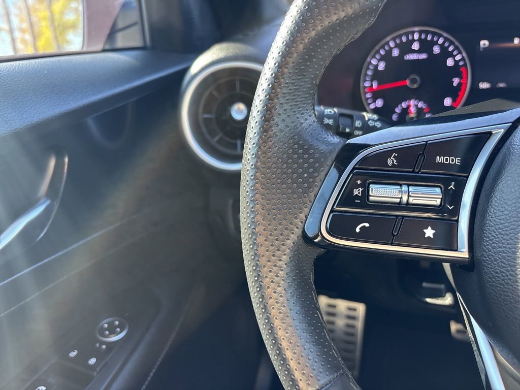 Used 2023 Kia Forte GT-Line w/ GT-Line Technology Package image 19