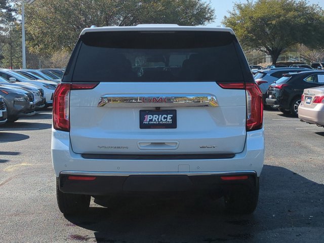 Used 2023 GMC Yukon SLT w/ SLT Luxury Package image 7