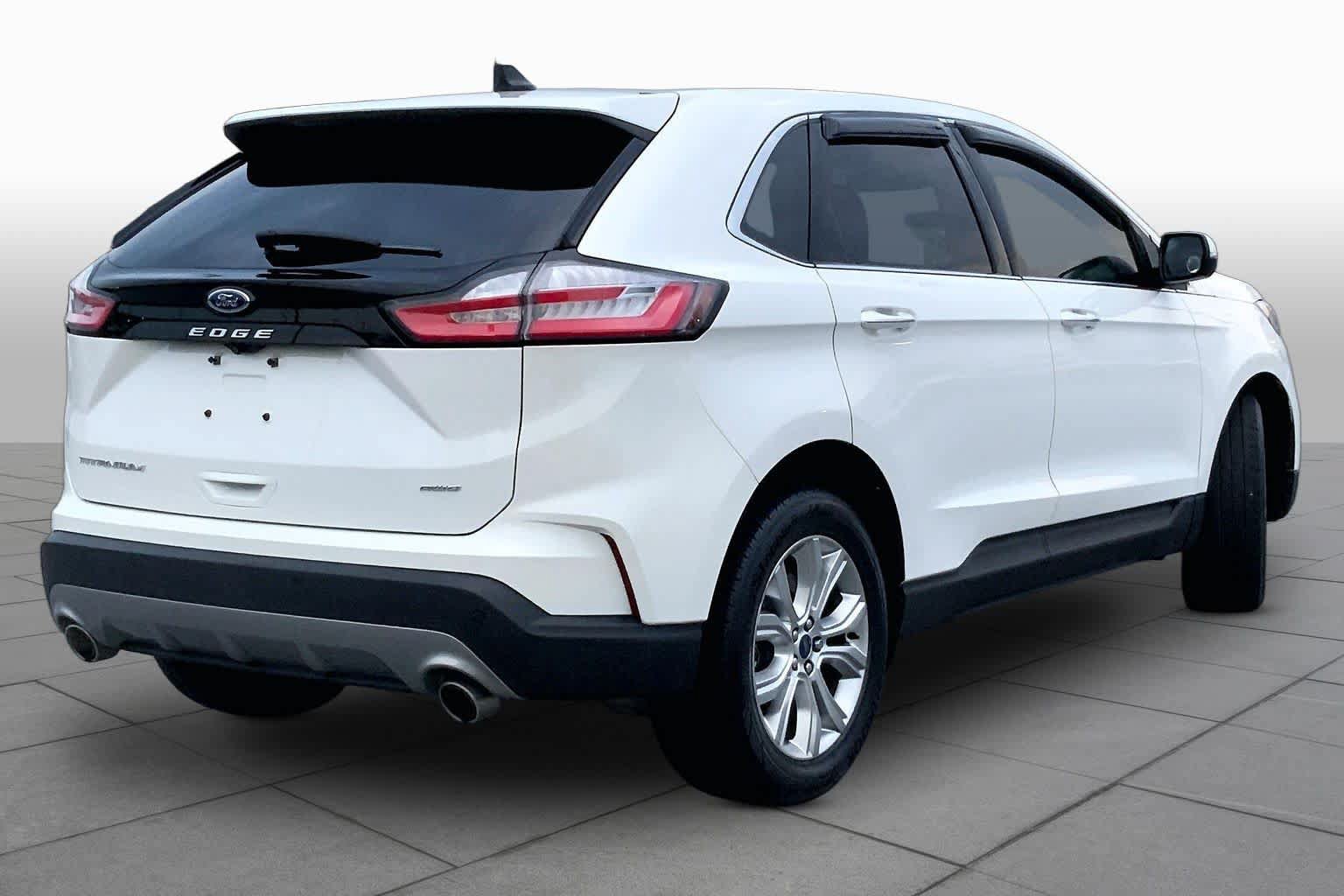 Used 2022 Ford Edge Titanium AWD/4WD image 13