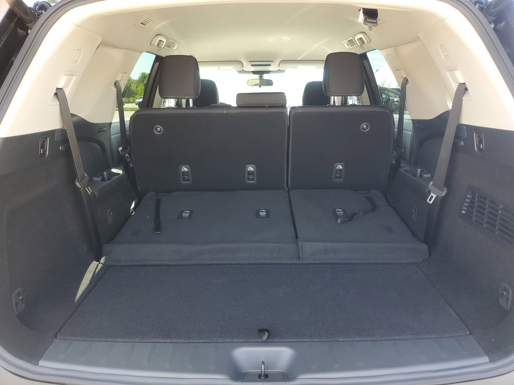 New 2025 Nissan Pathfinder SV w/ Black Appearance Package image 7