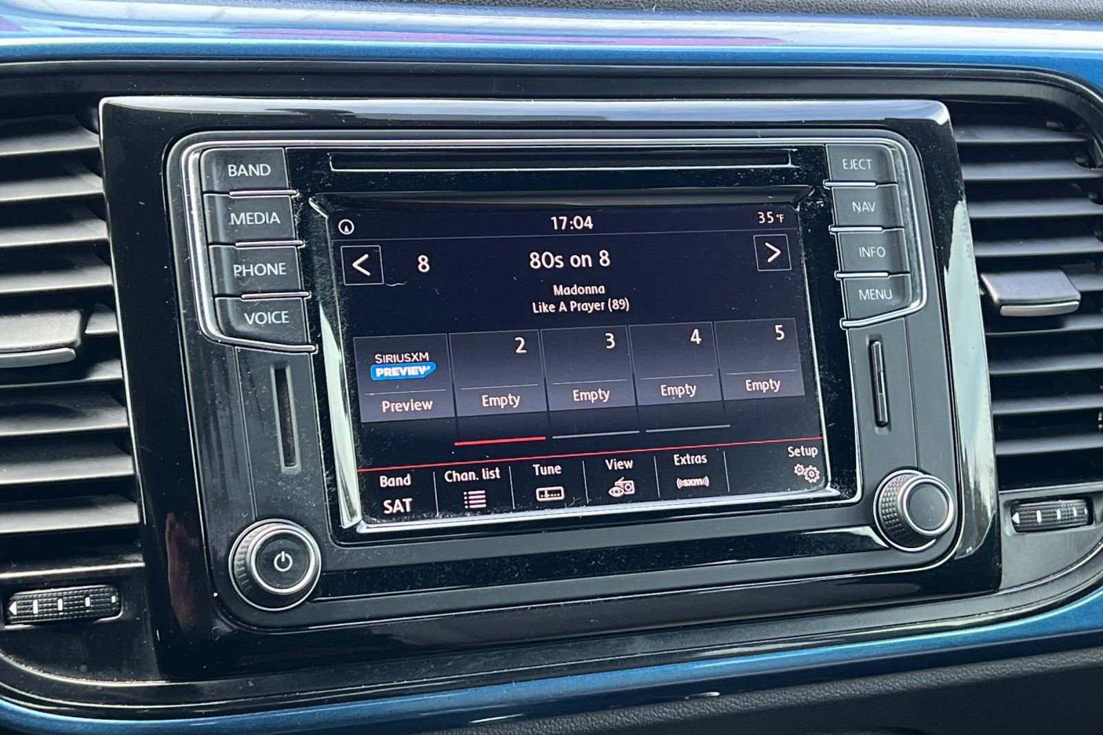 Used 2017 Volkswagen Beetle 1.8T image 23