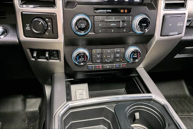 Used 2019 Ford F250 Platinum w/ Platinum Ultimate Package image 17