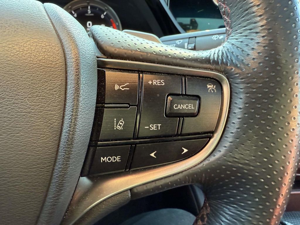 Used 2022 Lexus ES 350 F Sport image 22