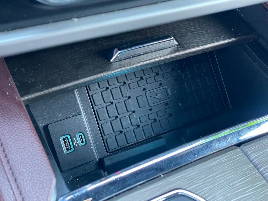 Used 2024 Ford Expedition Limited image 22