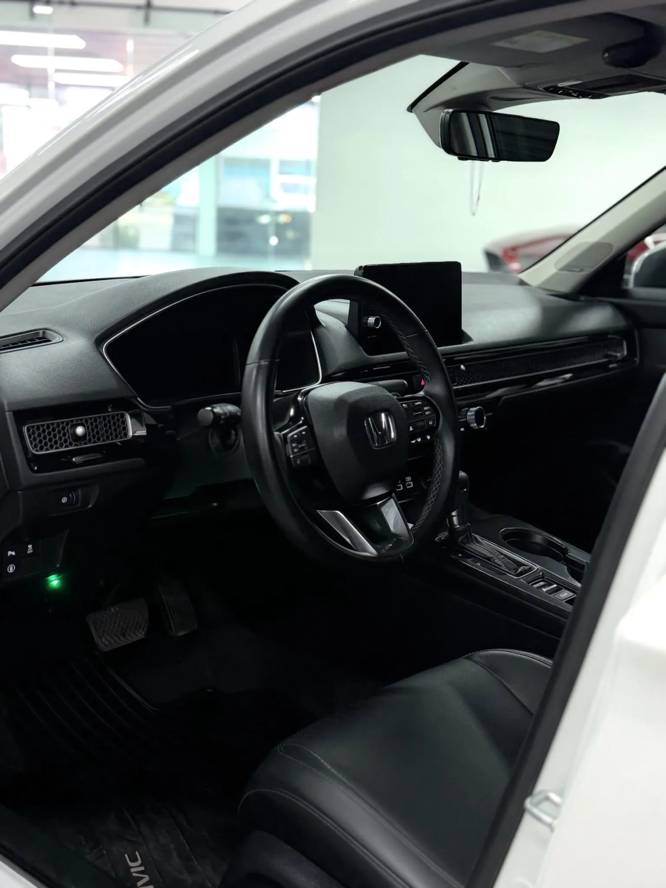 Used 2023 Honda Civic Touring image 8