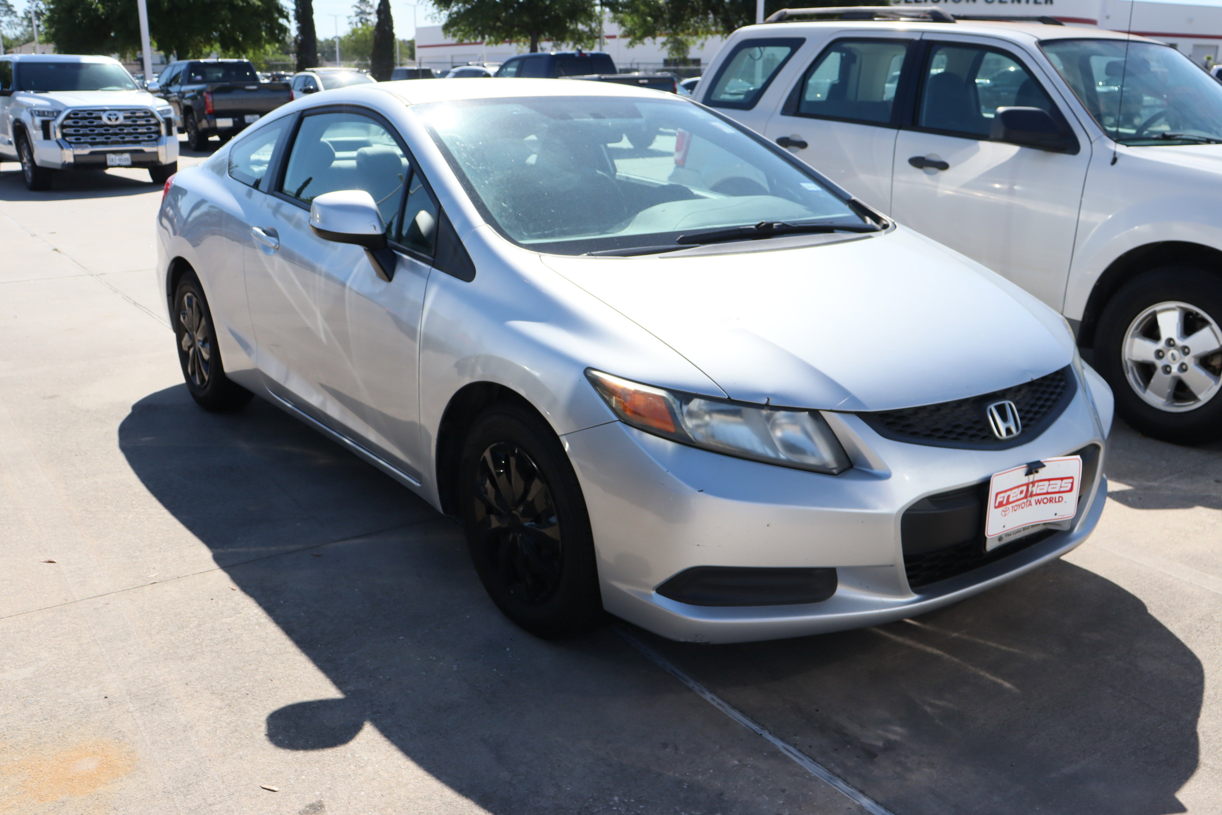 Used 2012 Honda Civic LX image 2