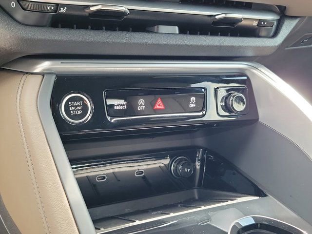 Certified 2025 Audi Q5 Premium w/ Convenience Package AWD/4WD image 26