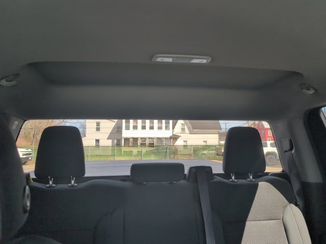 Used 2019 Chevrolet Silverado 1500 Custom Trail Boss w/ Custom Convenience Package image 31