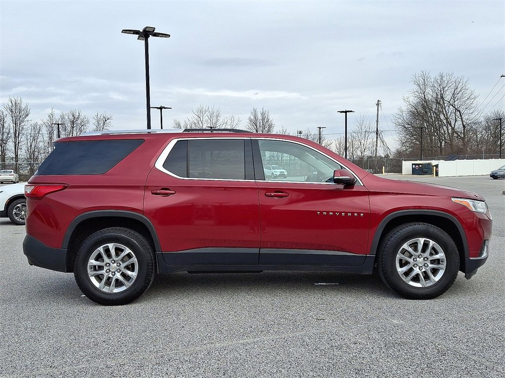 Used 2018 Chevrolet Traverse LT image 10