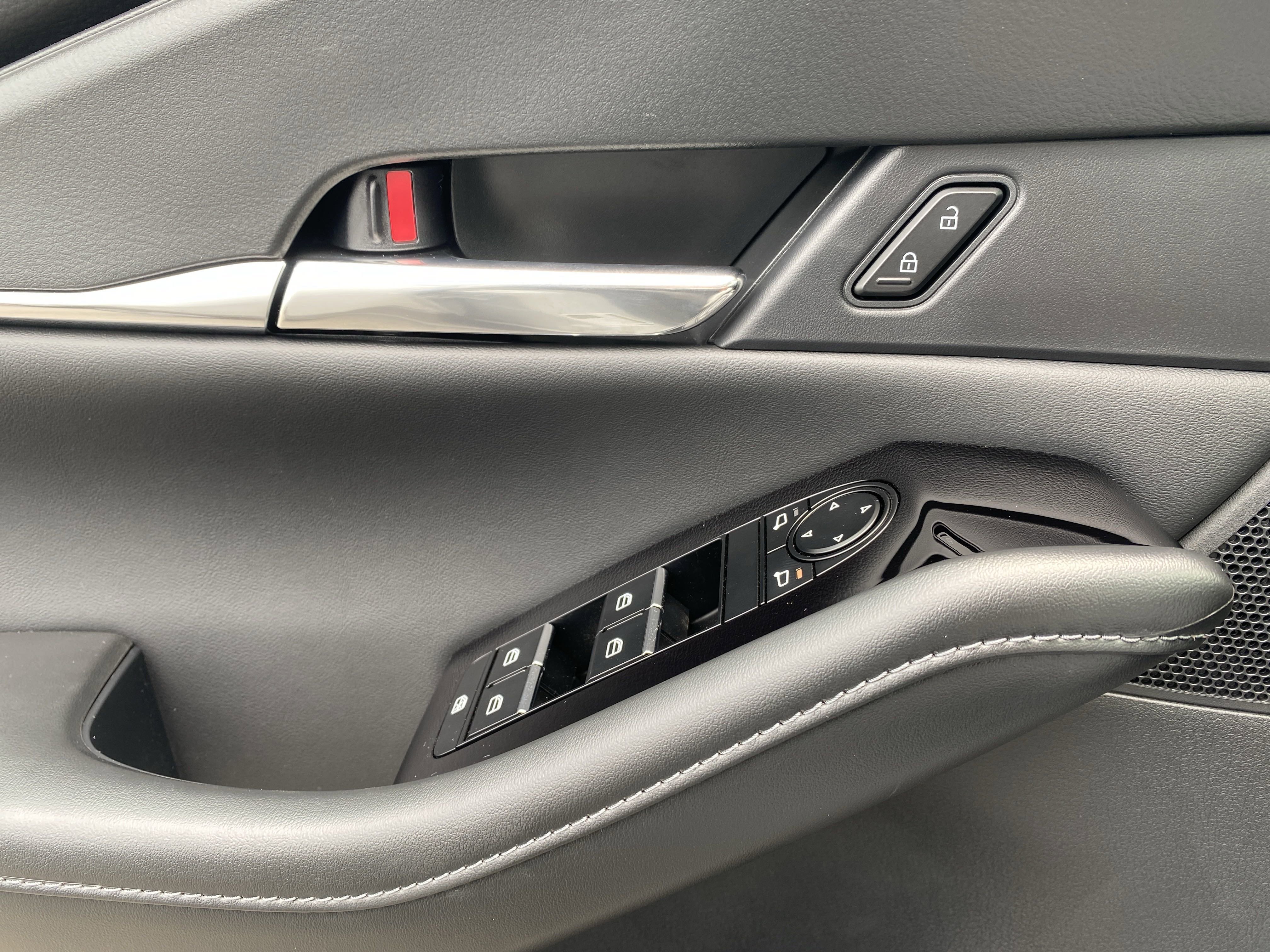 New 2025 MAZDA CX-30 AWD 2.5 S w/ Preferred Package image 14