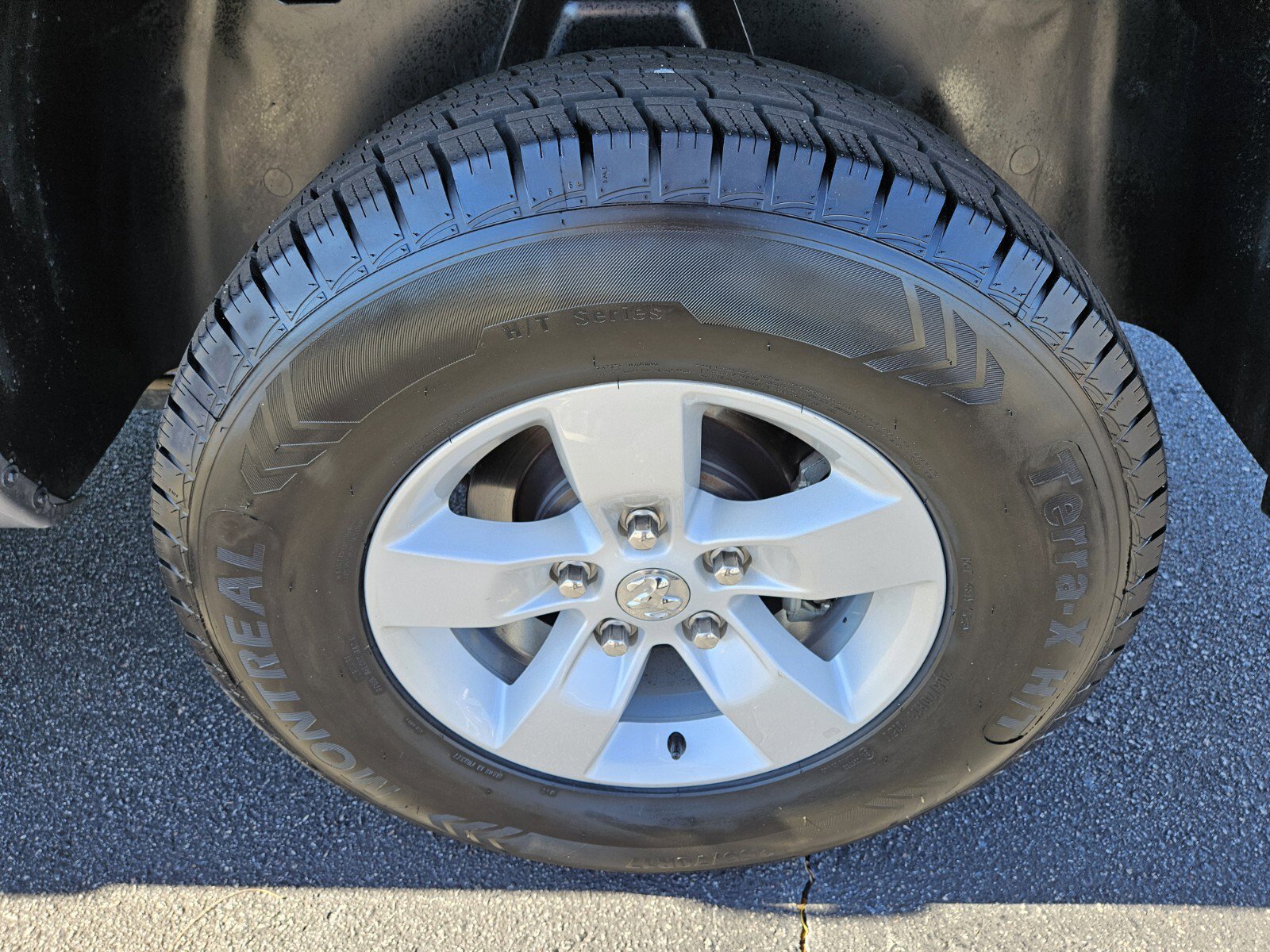 Used 2024 RAM 1500 Classic SLT image 13