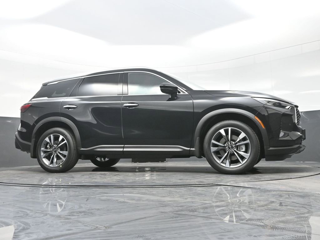 Certified 2025 INFINITI QX60 Luxe w/ Vision Package image 38