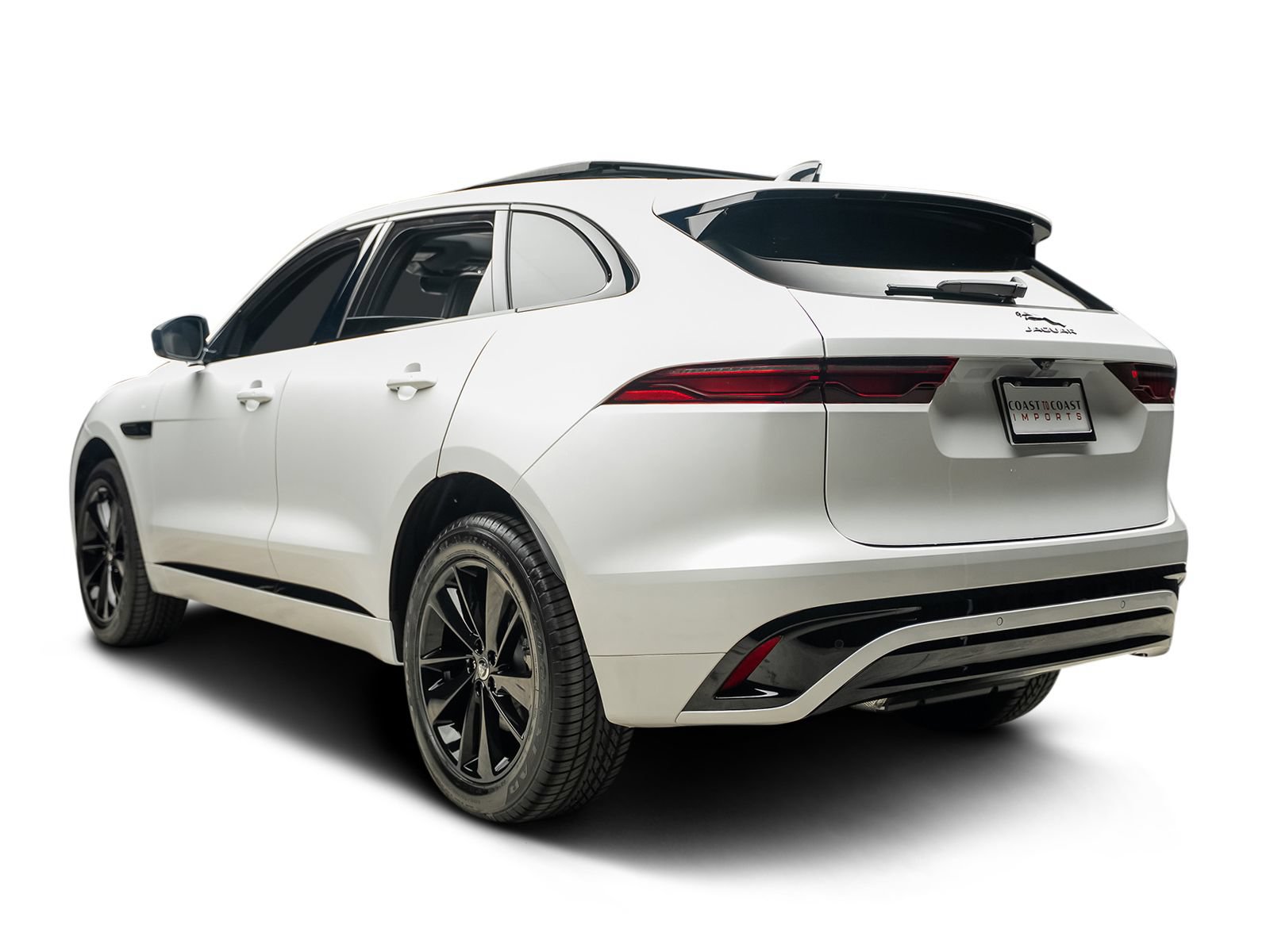 Used 2025 Jaguar F-PACE R-Dynamic S AWD/4WD image 3