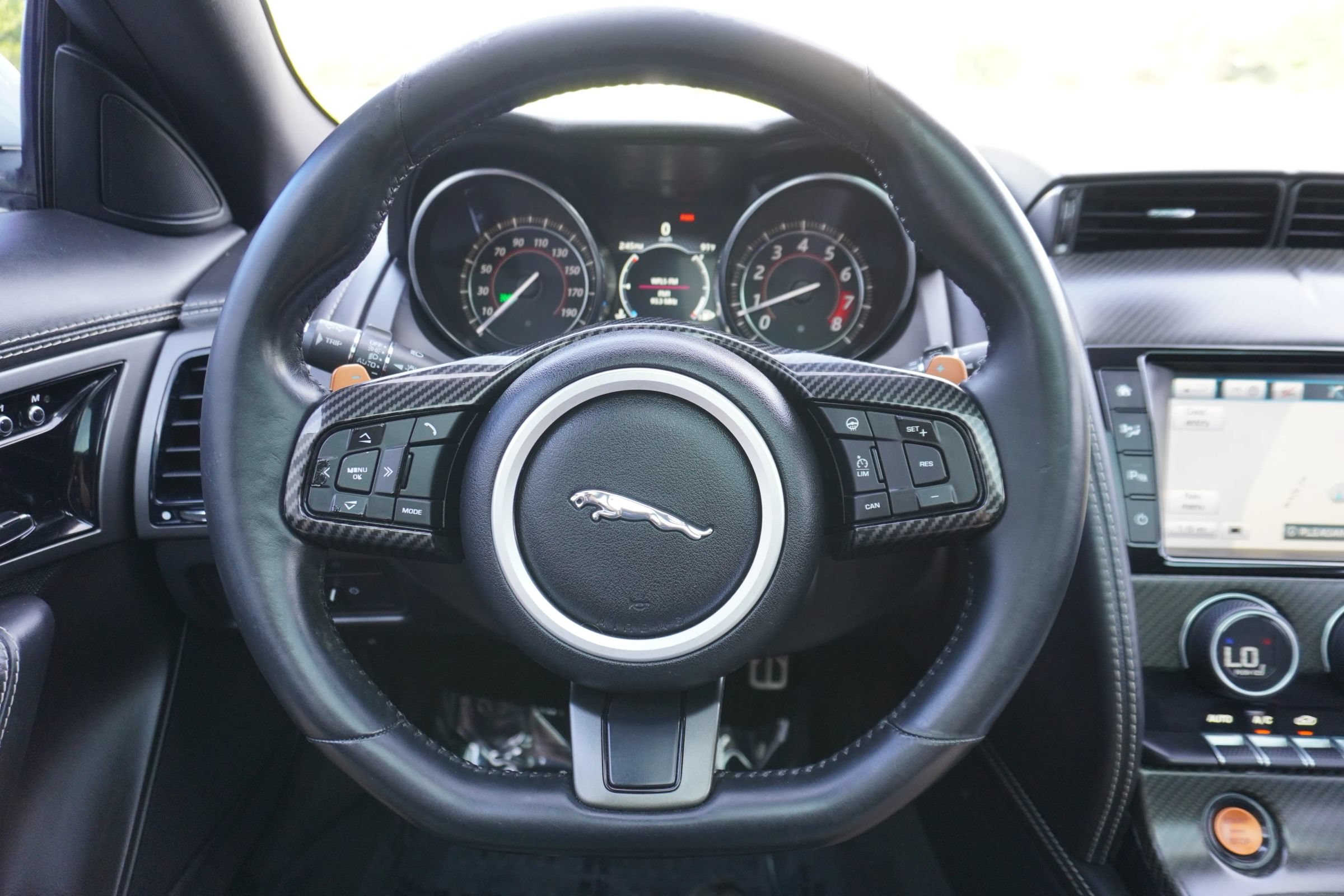 Used 2017 Jaguar F-TYPE S British Design Edition RWD image 19