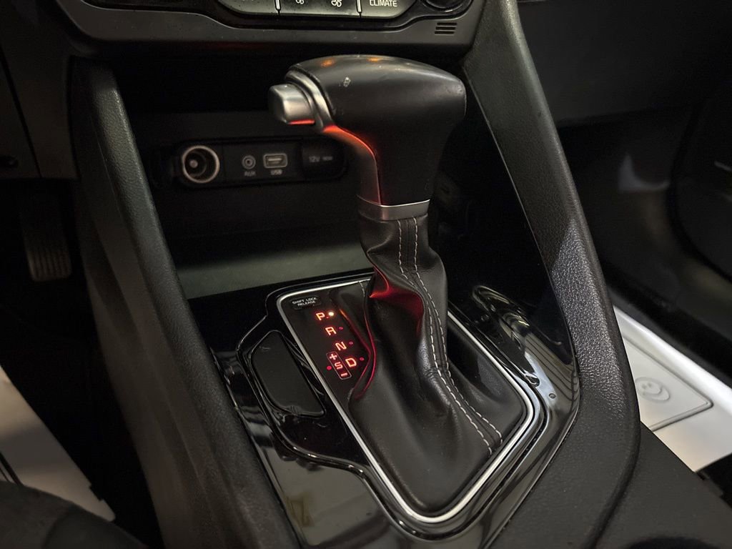 Used 2019 Kia Niro S Touring image 33