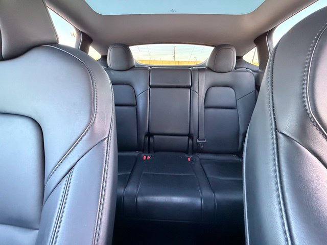 Used 2024 Tesla Model Y Long Range AWD/4WD image 14