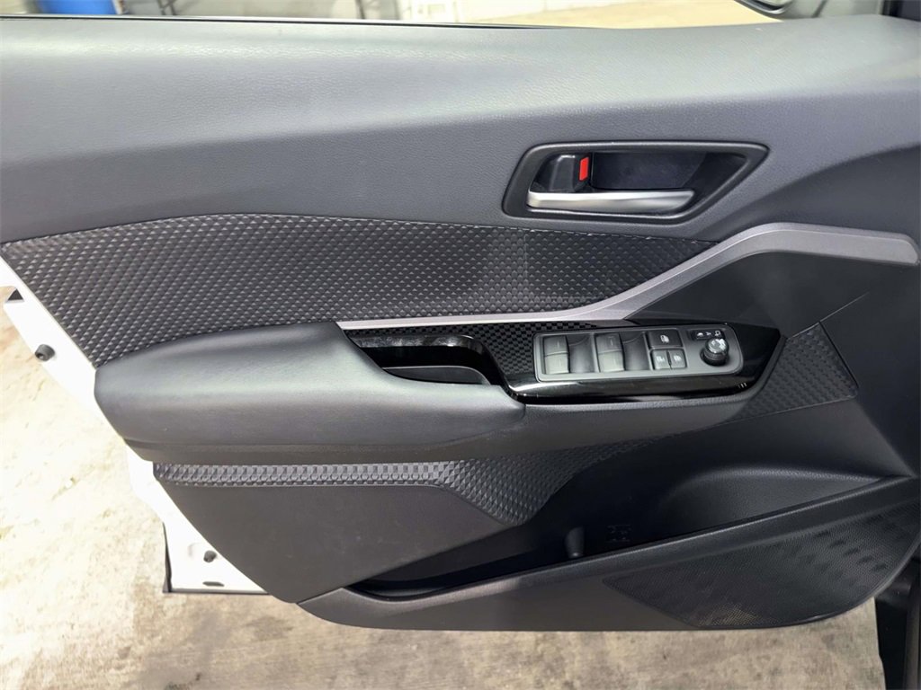 Used 2021 Toyota C-HR Nightshade image 19