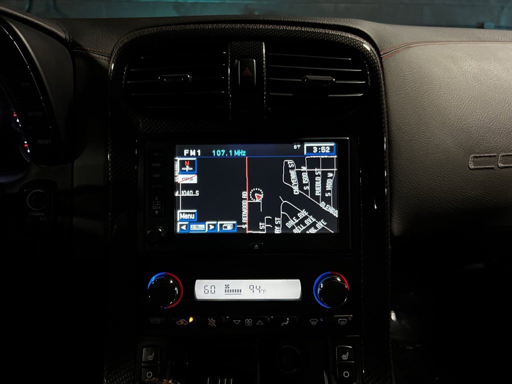 Used 2013 Chevrolet Corvette Z06 w/ 3LZ Preferred Equipment Group image 11