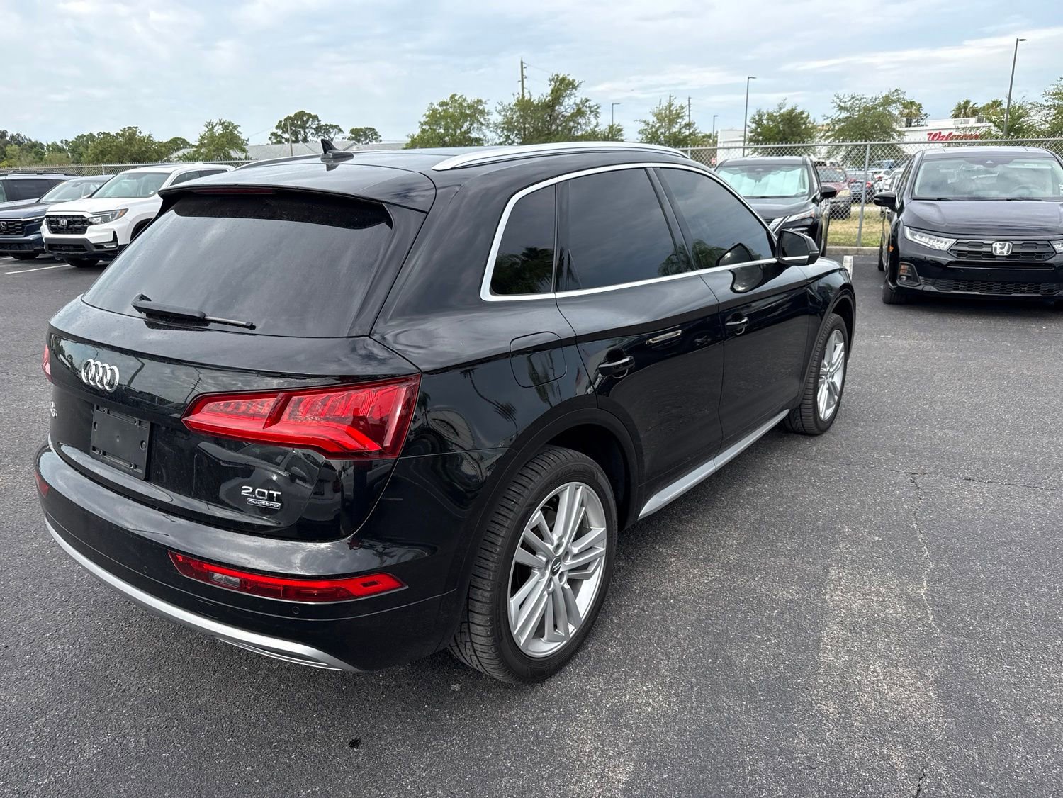 Used 2018 Audi Q5 2.0T Premium Plus w/ Premium Plus Package AWD/4WD image 7