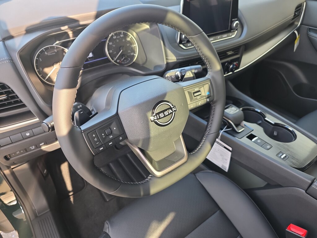 New 2026 Nissan Rogue SV image 6