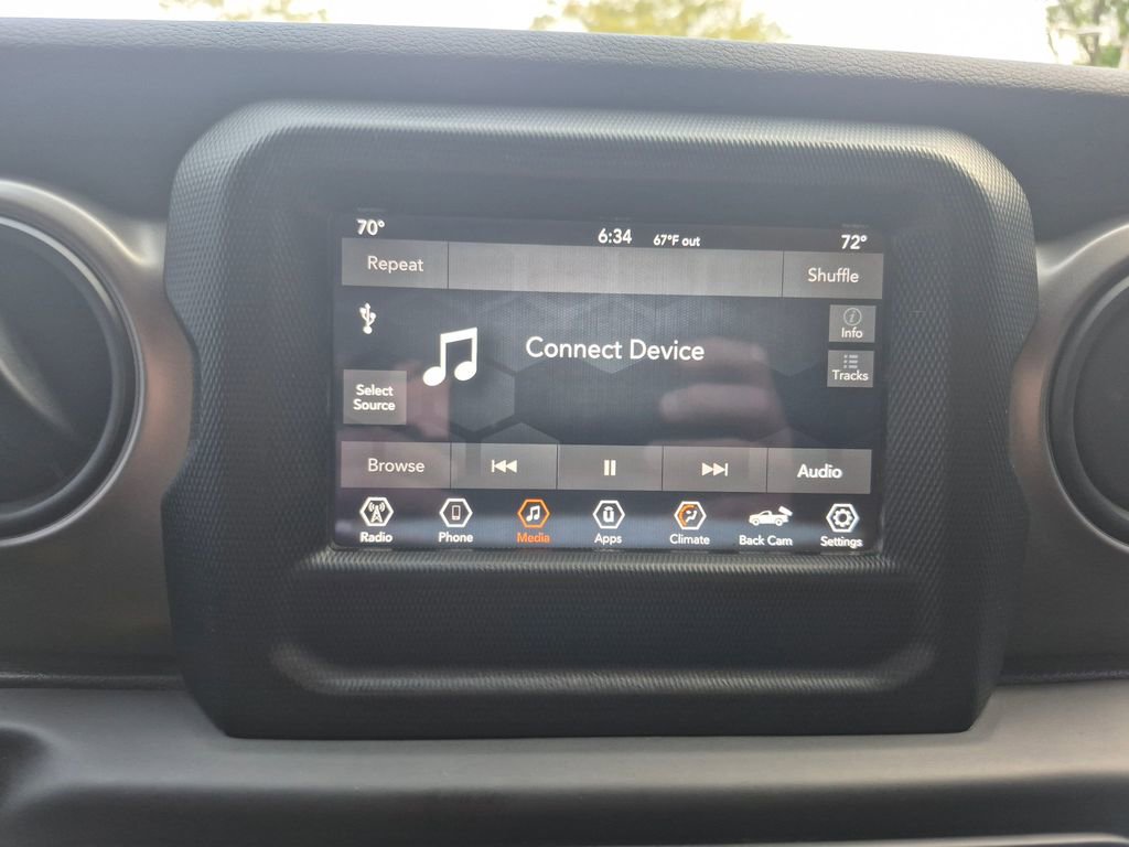 Used 2020 Jeep Gladiator Sport w/ Quick Order Package 24S image 17