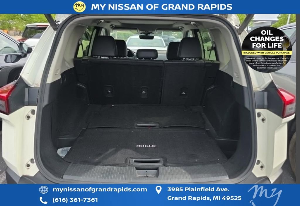 Used 2023 Nissan Rogue Platinum w/ Platinum Premium Package AWD/4WD image 6