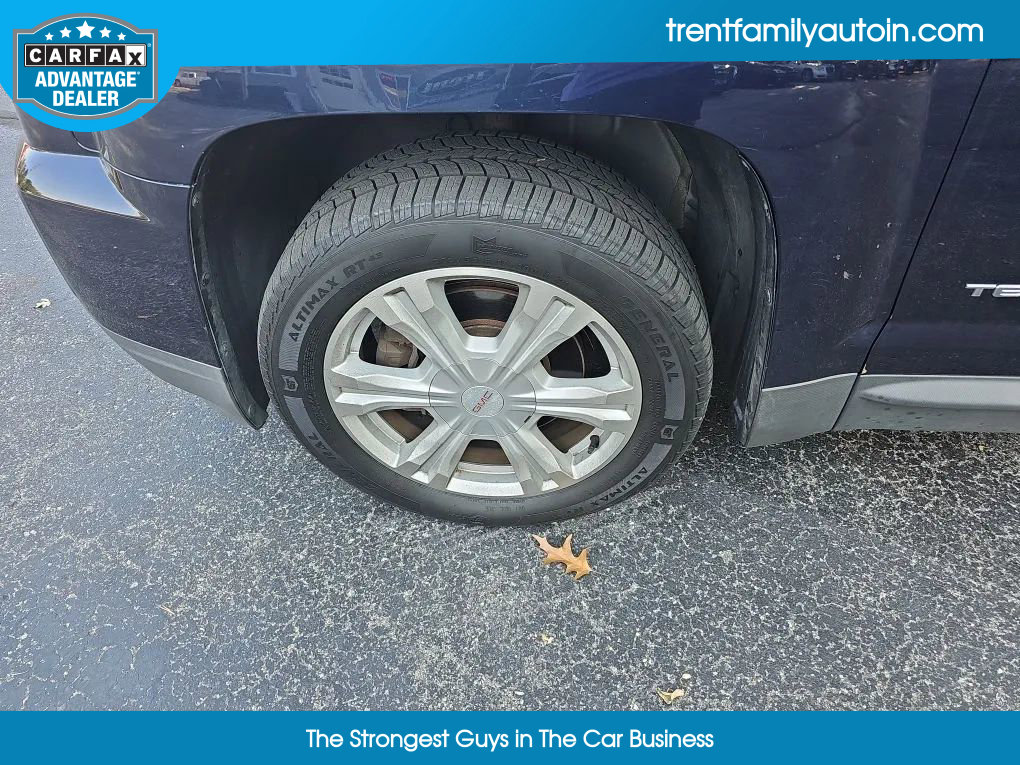 Used 2017 GMC Terrain SLE image 44