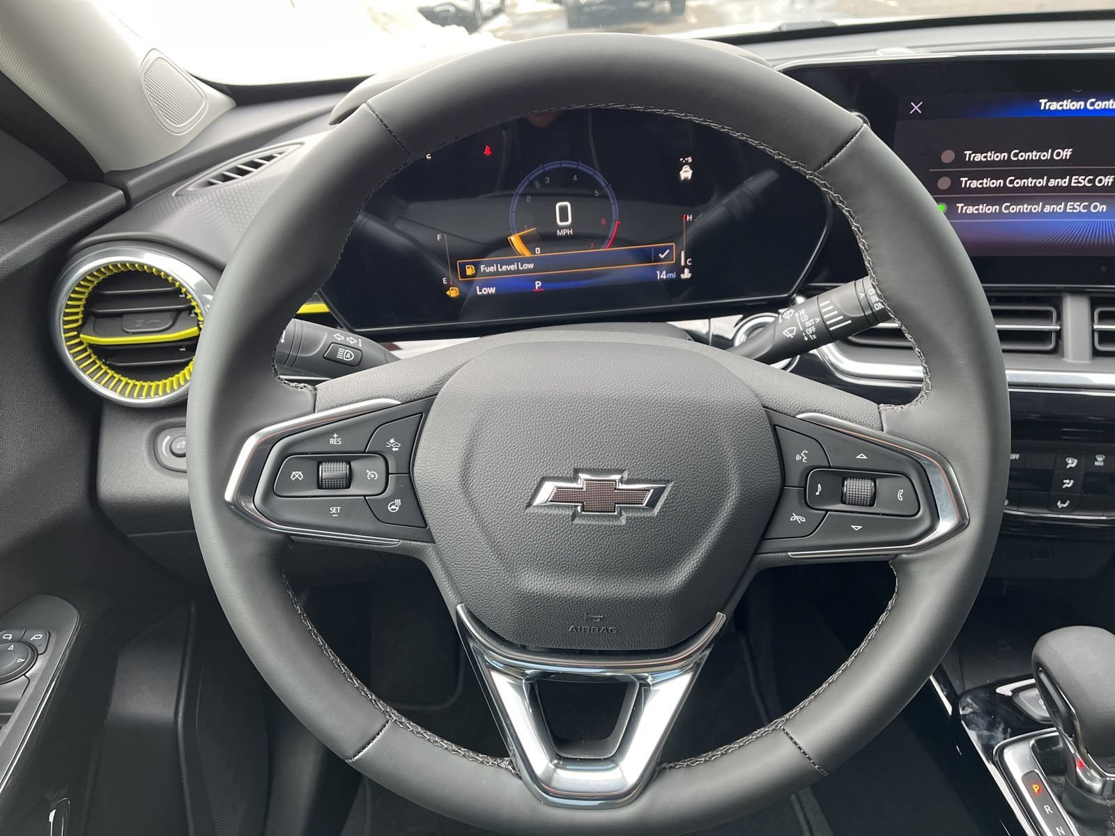New 2026 Chevrolet Trax ACTIV w/ Sunroof Package FWD image 29