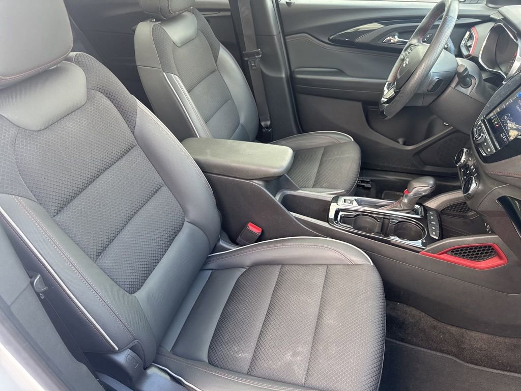 Used 2023 Chevrolet TrailBlazer RS w/ Sun and Liftgate Package AWD/4WD image 36
