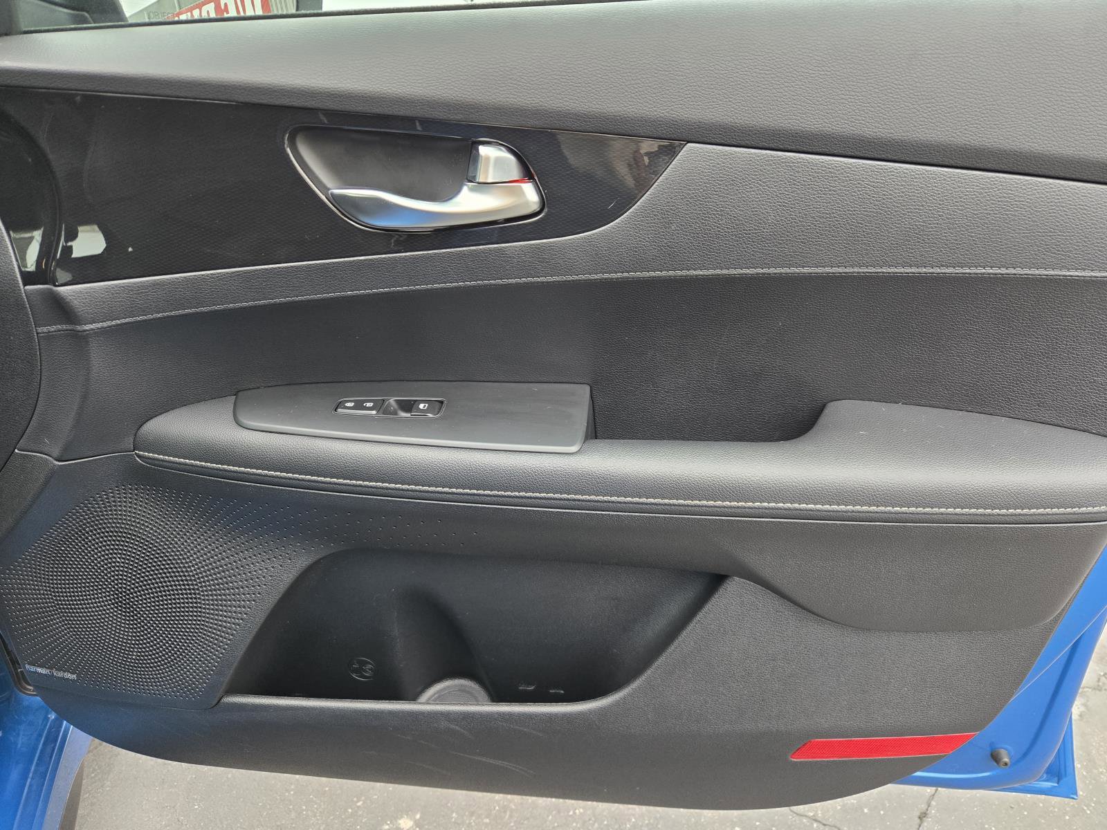 Used 2024 Kia Forte GT-Line w/ GT-Line Premium Package image 31