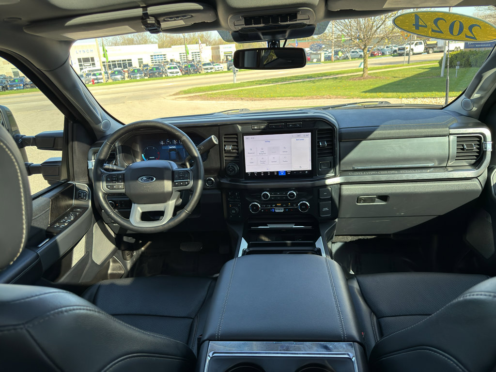 Used 2024 Ford F250 Lariat w/ Lariat Ultimate Package AWD/4WD image 29