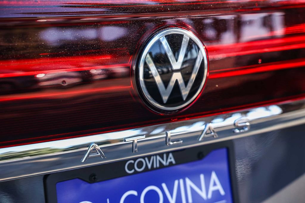 New 2026 Volkswagen Atlas Cross Sport SE image 11