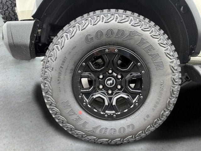New 2026 Ford Bronco Outer Banks w/ Sasquatch Package AWD/4WD image 8