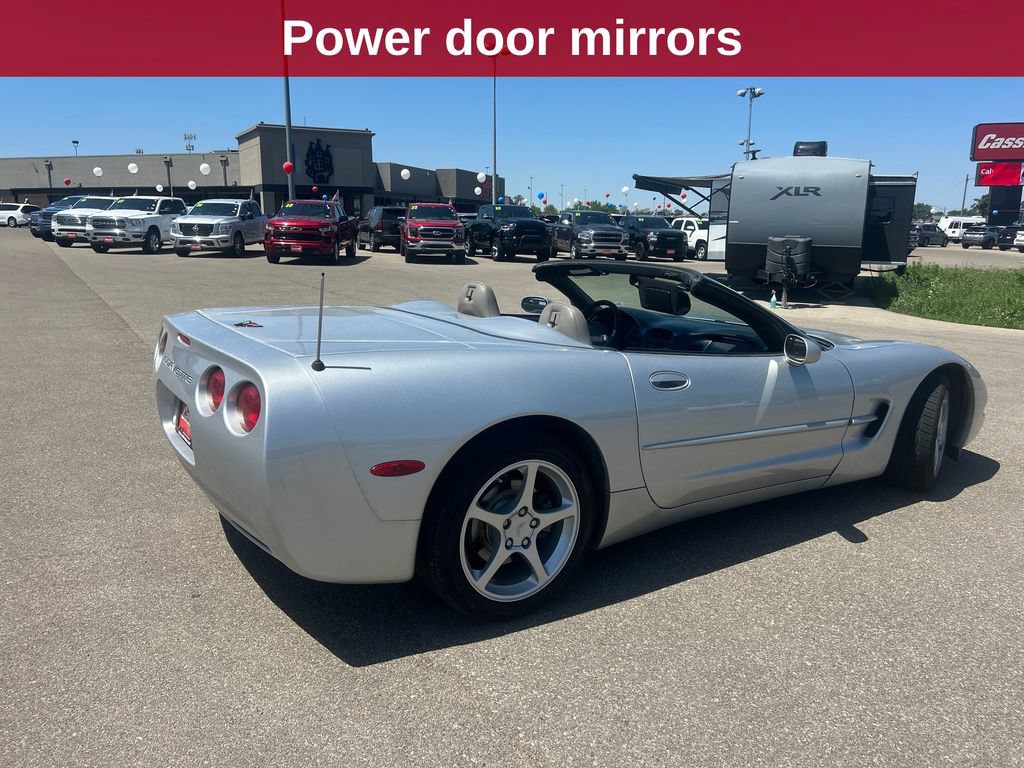 Used 2001 Chevrolet Corvette Convertible w/ Preferred Equipment Group2 RWD image 5