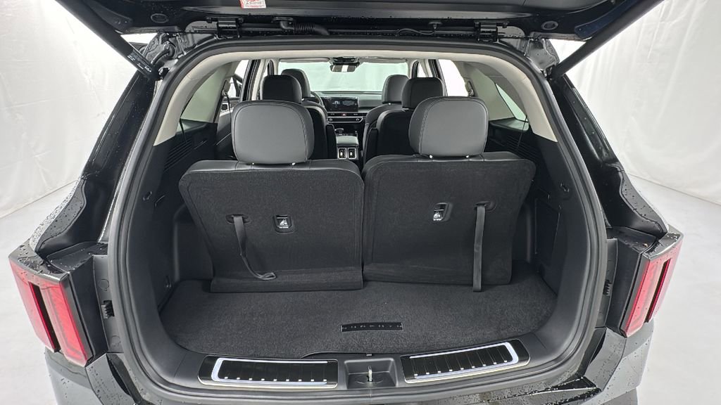 New 2025 Kia Sorento X-Line EX image 16