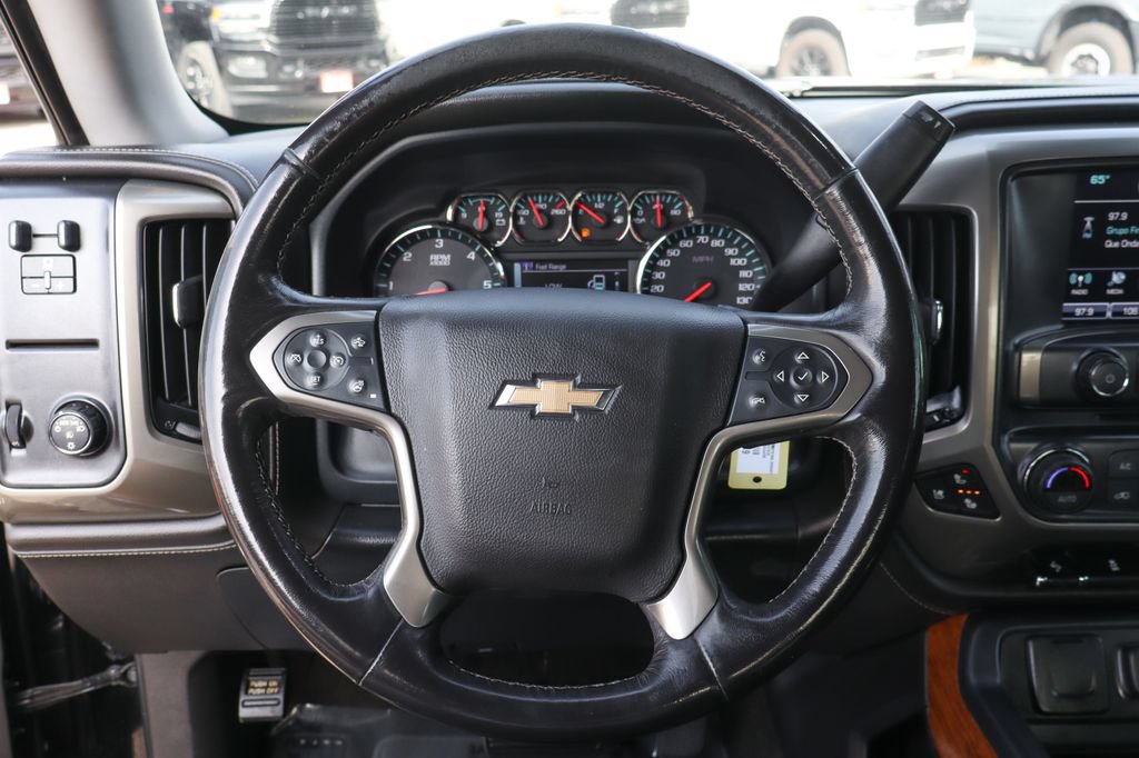 Used 2018 Chevrolet Silverado 1500 High Country RWD image 24