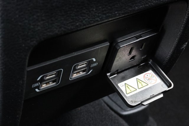 Used 2022 Jeep Cherokee Trailhawk w/ Trailer Tow Group image 19