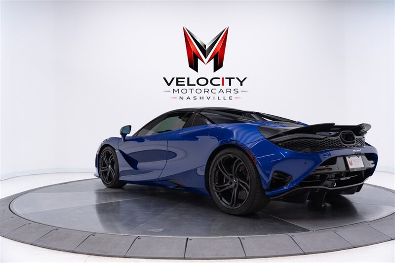 Used 2024 McLaren 750S Spider RWD image 9
