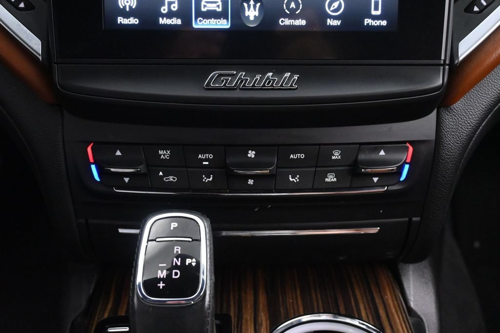 Used 2019 Maserati Ghibli S Q4 AWD/4WD image 39