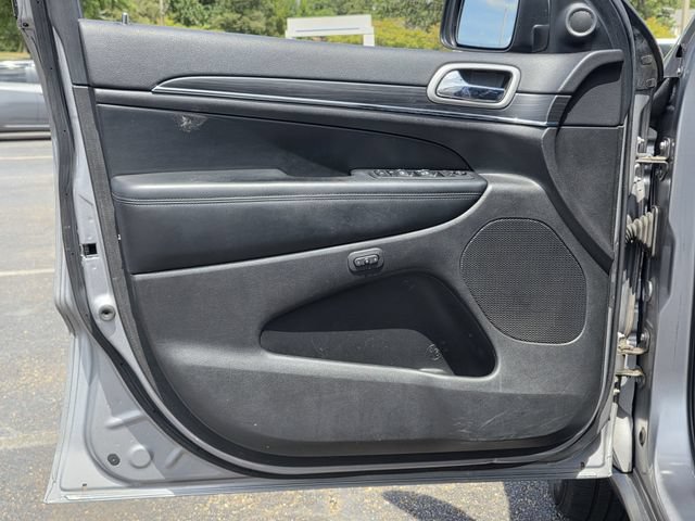 Used 2020 Jeep Grand Cherokee Limited w/ Luxury Group II RWD image 17