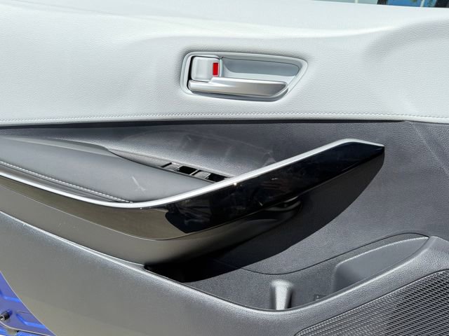 Used 2025 Toyota Corolla XSE image 21