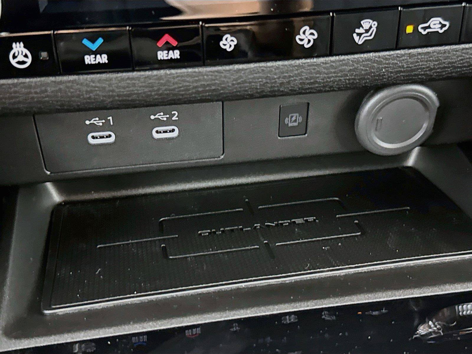 New 2026 Mitsubishi Outlander SEL FWD image 24