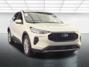Used 2023 Ford Escape Active w/ Tech Pack #2 AWD/4WD image 9