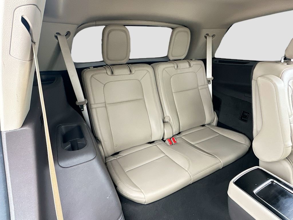 Used 2021 Lincoln Aviator Reserve w/ Equipment Group 201A image 27