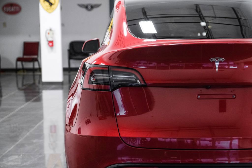Used 2023 Tesla Model Y Long Range AWD/4WD image 45