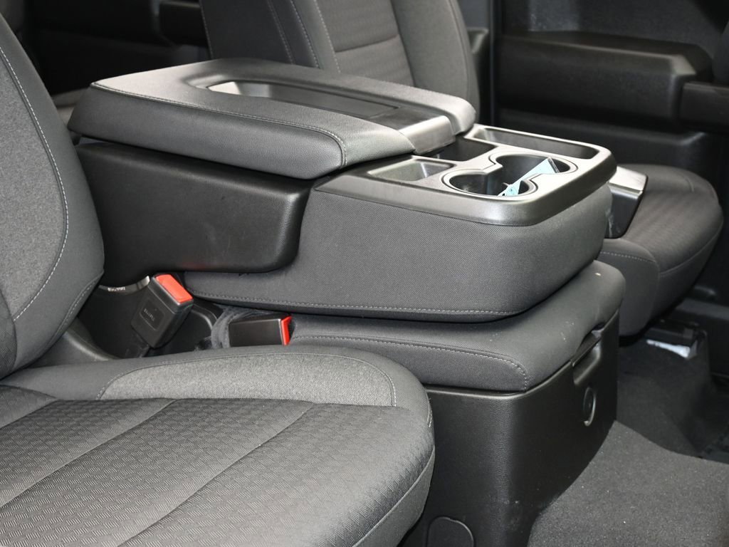 Used 2023 Chevrolet Silverado 1500 Custom image 38