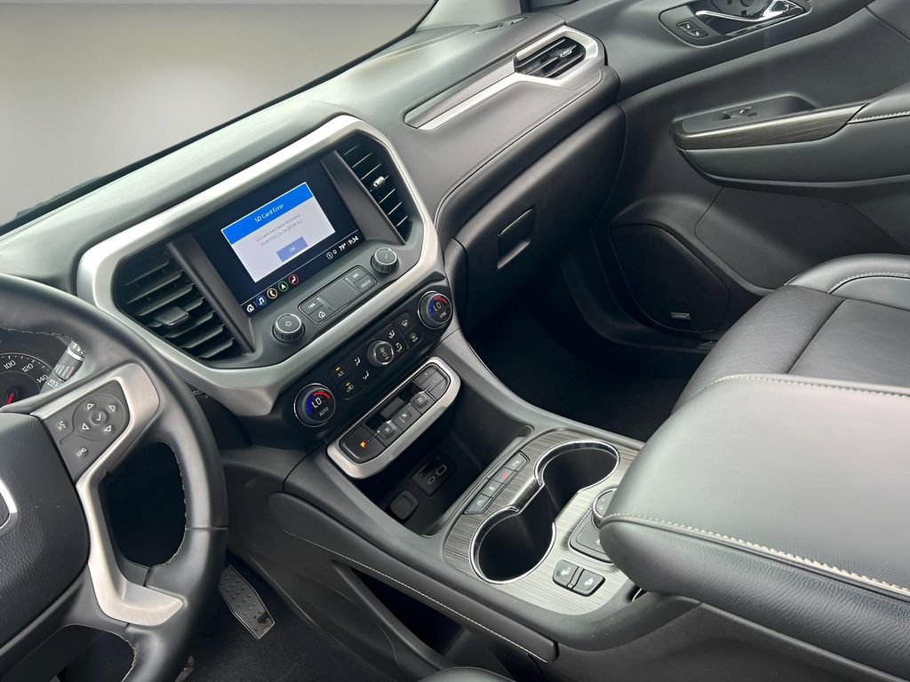Used 2023 GMC Acadia SLT image 19