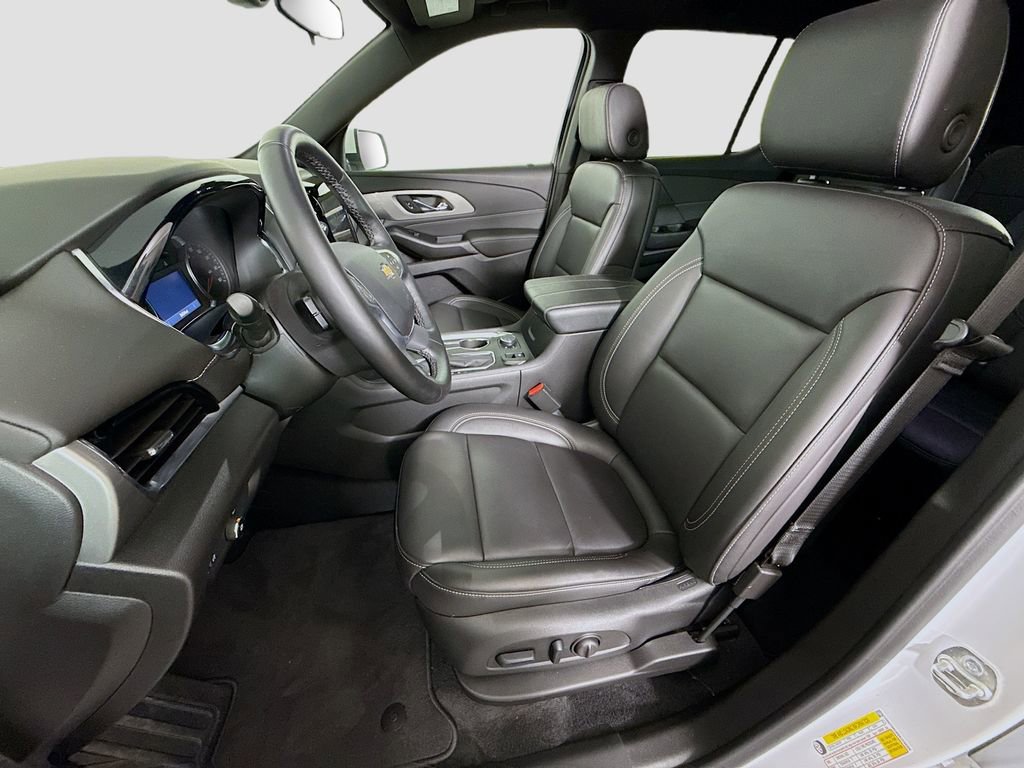 Used 2024 Chevrolet Traverse LT image 19