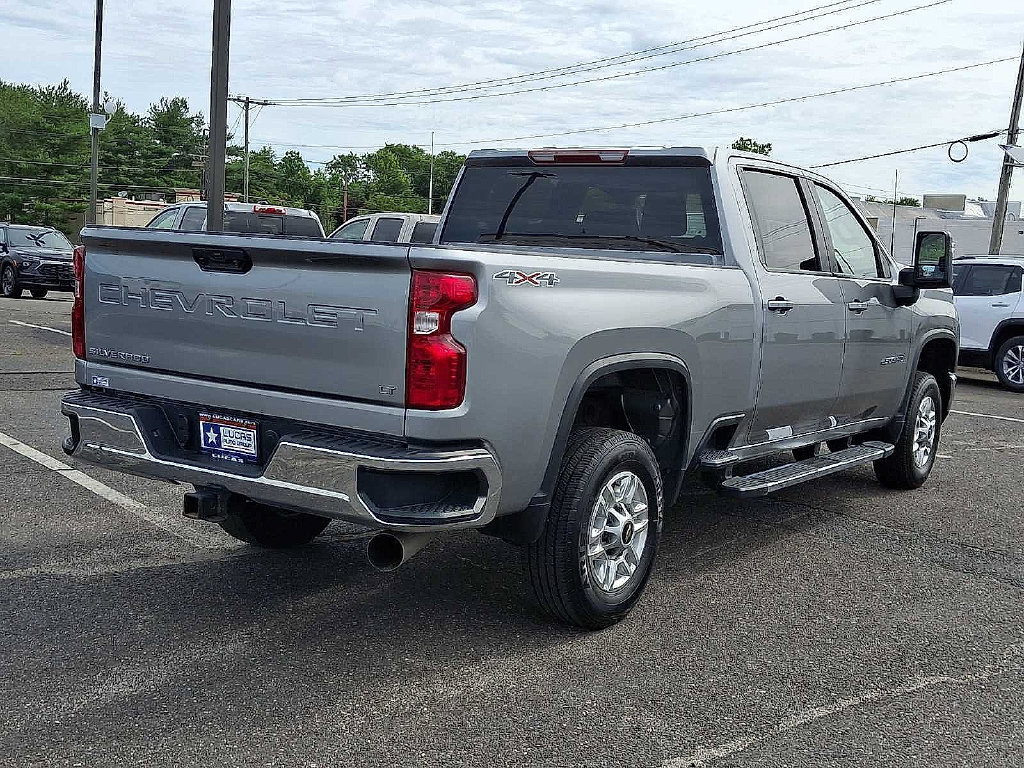 Used 2025 Chevrolet Silverado 2500 LT w/ Convenience Package AWD/4WD image 12