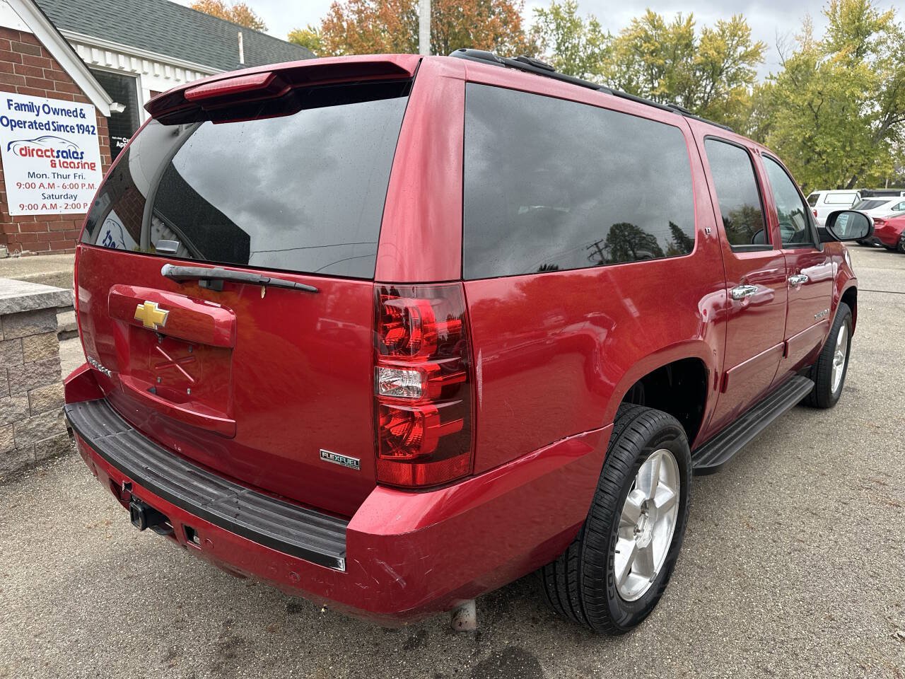 Used 2012 Chevrolet Suburban LT w/ All-Star Edition AWD/4WD image 8